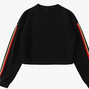 Rainbow cropped pullover